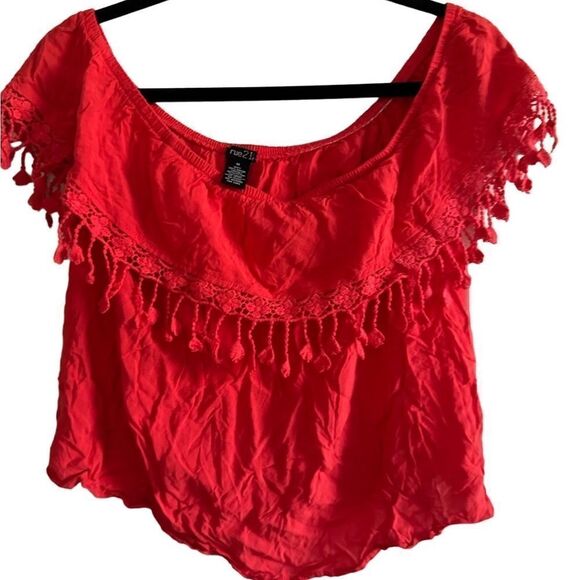 Rue 21 Top size M - Picture 1 of 4